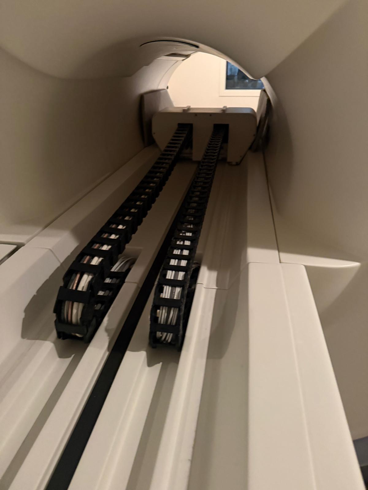 17 GE Signa 1.5T Hdxt